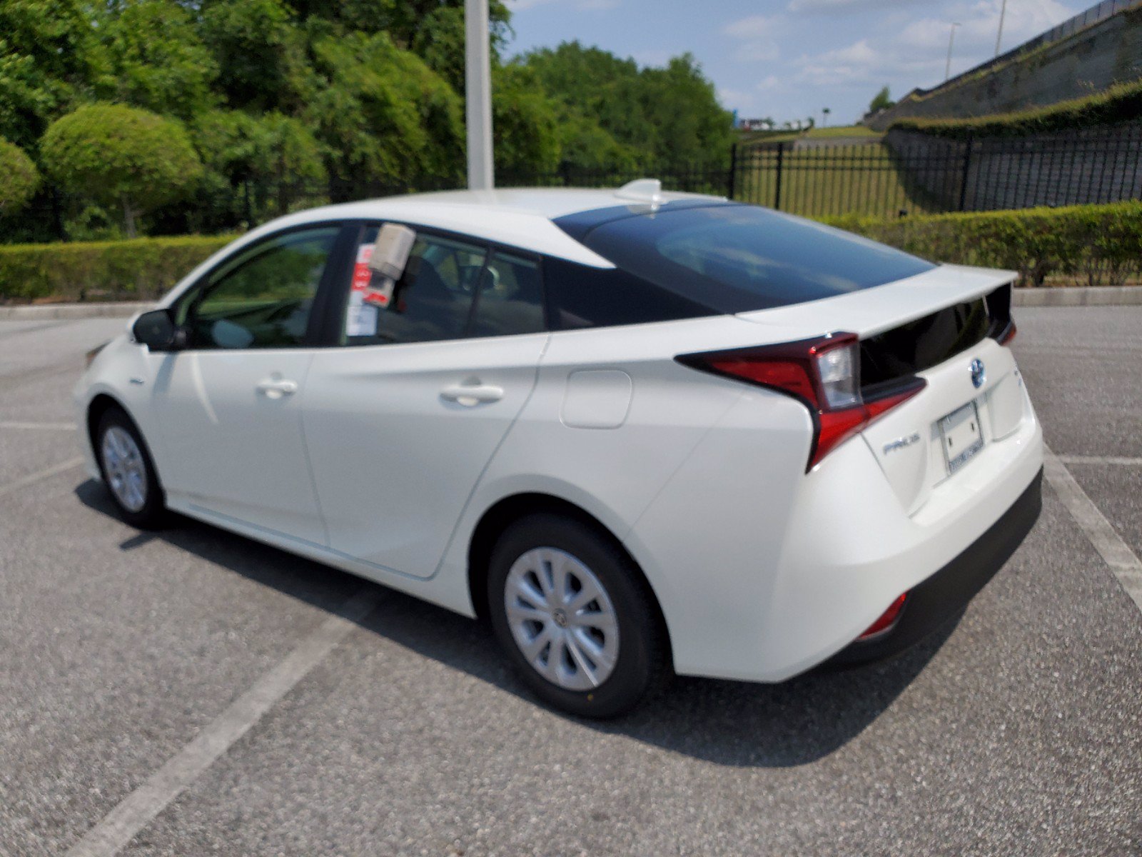 New 2020 Toyota Prius L Eco Hatchback In Clermont 0120018 Toyota Of Clermont 1005